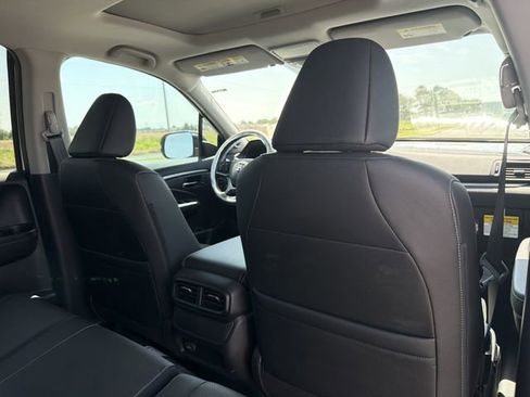 New 2026 Honda Ridgeline RTL image 18