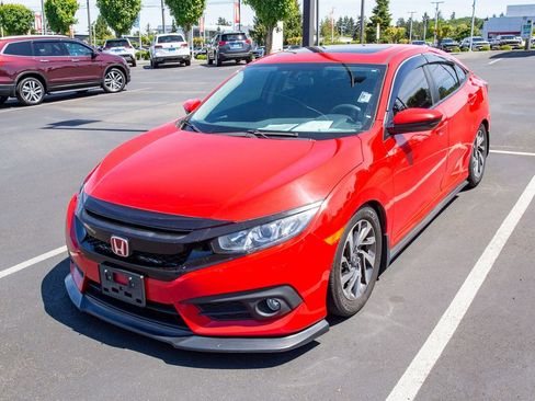 Used 2016 Honda Civic EX image 3