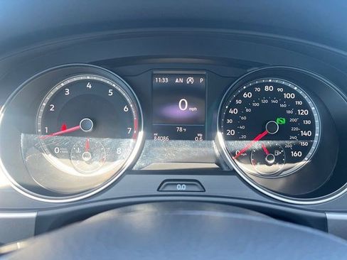 Used 2020 Volkswagen Atlas SE w/ Panoramic Sunroof Package FWD image 16