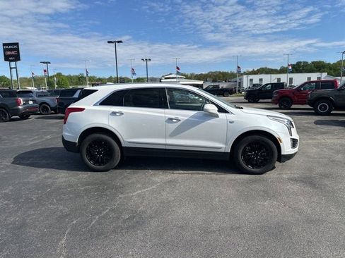 Used 2018 Cadillac XT5 Luxury AWD/4WD image 4