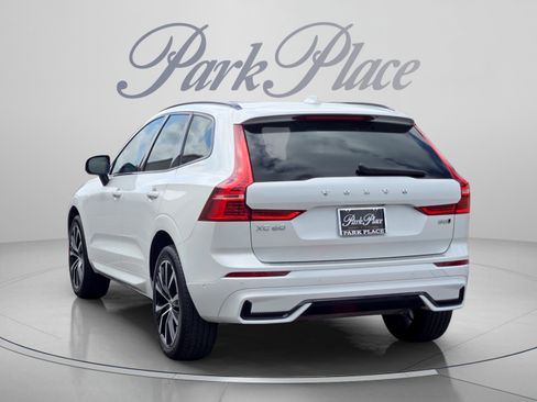 Certified 2024 Volvo XC60 B5 Plus w/ Protection Package Premier AWD/4WD image 3