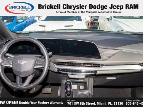 Used 2025 Cadillac XT4 Premium Luxury FWD image 20