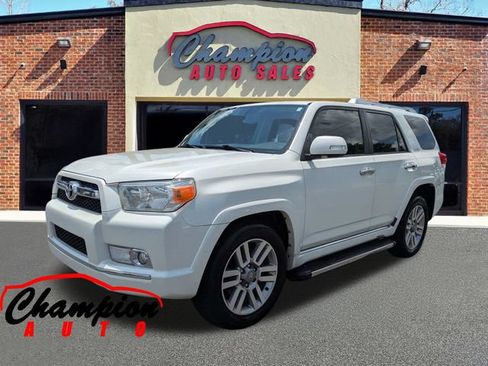 Used 2013 Toyota 4Runner Limited RWD image 9