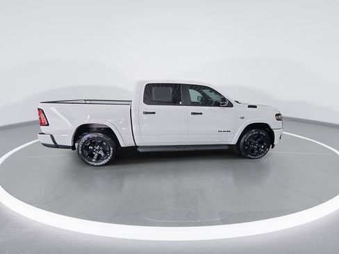 New 2026 RAM 1500 4x4 Crew Cab image 9