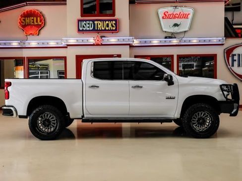 Used 2019 Chevrolet Silverado 1500 LTZ w/ LTZ Texas Edition AWD/4WD image 10