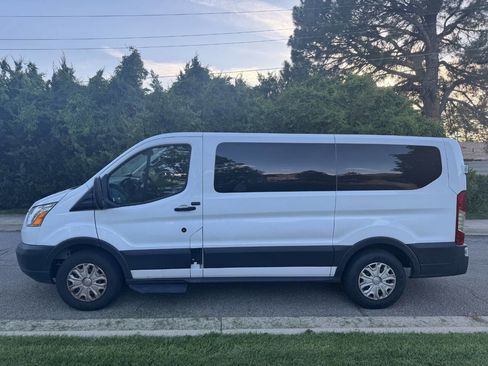 Used 2019 Ford Transit 150 XLT RWD image 6