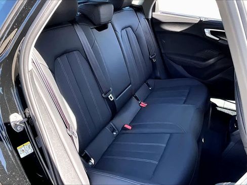Used 2025 Audi A5 2.0T Premium Plus w/ Premium Plus AWD/4WD image 19