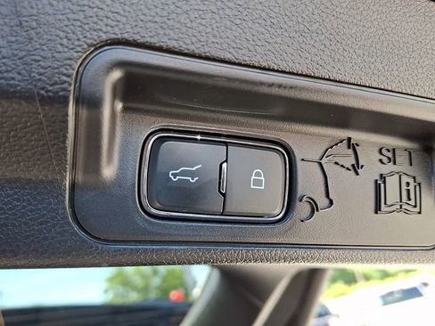 Used 2025 Ford Explorer ST w/ Sun And Sound Package AWD/4WD image 27