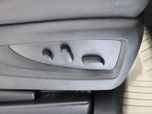 Used 2017 GMC Sierra 1500 SLT w/ All Terrain Package image 39