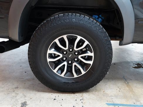 Used 2013 Ford F150 Raptor w/ Luxury Equipment Group AWD/4WD image 52