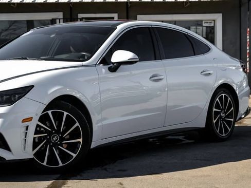 Used 2021 Hyundai Sonata Limited image 7