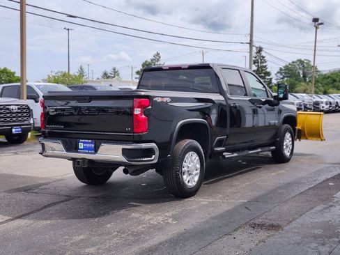 Used 2022 Chevrolet Silverado 2500 LT w/ Convenience Package AWD/4WD image 5