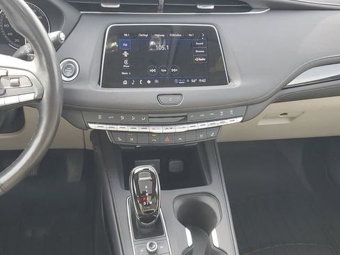 Certified 2023 Cadillac XT4 Premium Luxury AWD/4WD image 31