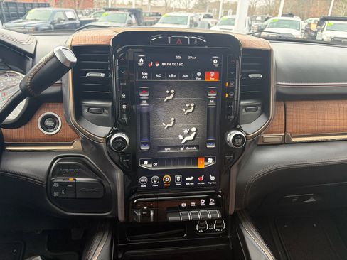 Used 2021 RAM 3500 Limited image 27