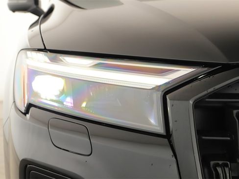 Used 2025 Audi Q7 3.0T Premium Plus image 36