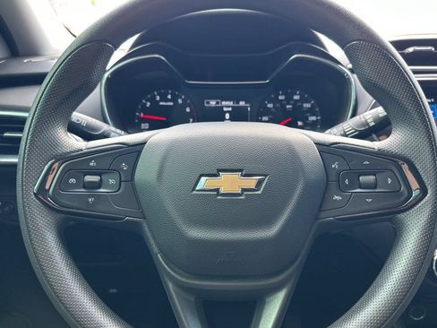 Used 2023 Chevrolet TrailBlazer LT w/ Convenience Package AWD/4WD image 23