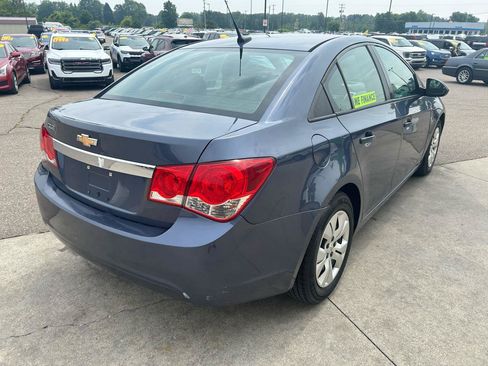 Used 2014 Chevrolet Cruze LS FWD image 5