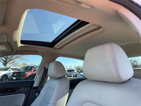 Certified 2023 Honda Civic Touring image 24