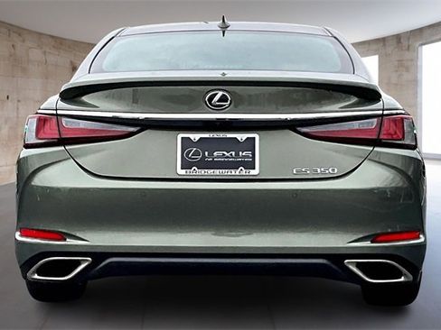 New 2025 Lexus ES 350 w/ Premium Package image 4