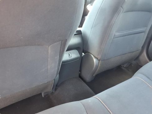 Used 2022 Nissan Sentra SR w/ Electronics Package FWD image 23