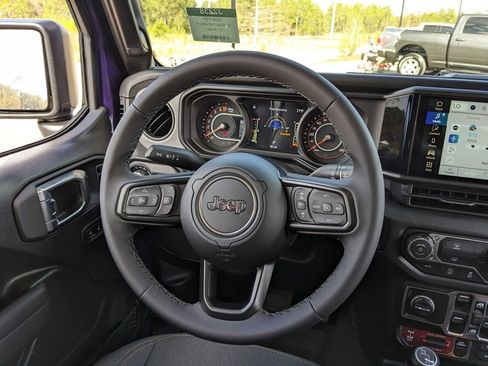 New 2026 Jeep Gladiator Willys image 28