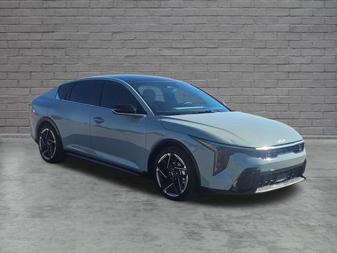 Used 2025 Kia K4 GT-Line w/ GT-Line Premium Package FWD image 7
