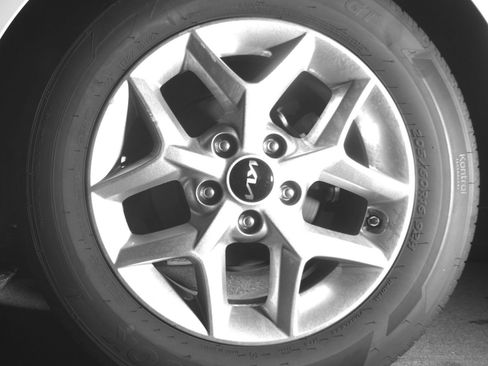 Used 2025 Kia Soul LX w/ LX Technology Package FWD image 17