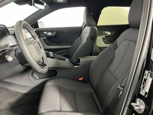 Used 2022 Polestar Polestar 2 image 23