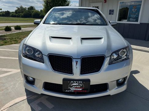 Used 2009 Pontiac G8 GXP image 10