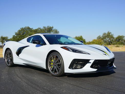 Used 2023 Chevrolet Corvette Stingray Premium Cpe w/ Z51 Performance Package image 16