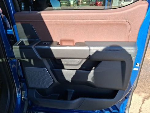 Used 2022 Ford F150 Lariat image 11