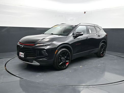 Used 2023 Chevrolet Blazer LT image 4