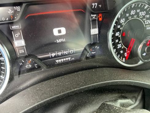 Used 2022 RAM 1500 Big Horn AWD/4WD image 9