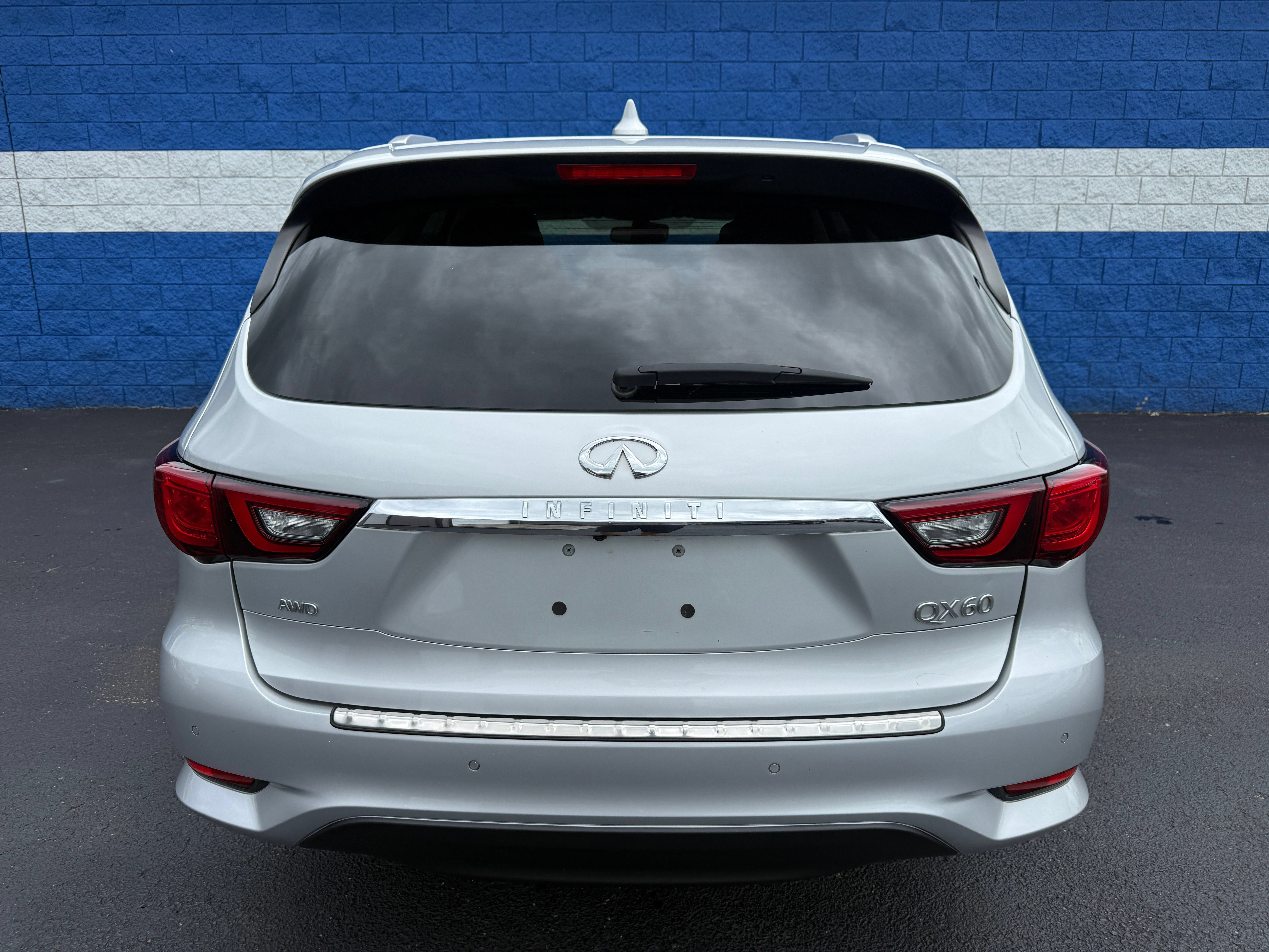 Used 2019 INFINITI QX60 Luxe w/ Essential Package AWD/4WD image 22