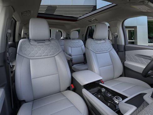 New 2026 Ford Explorer Platinum w/ LUX Leather Package image 10