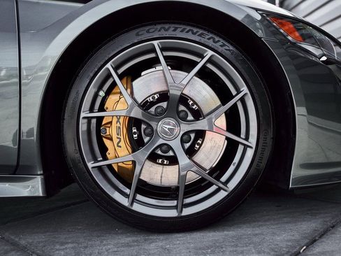 Used 2017 Acura NSX AWD/4WD image 27