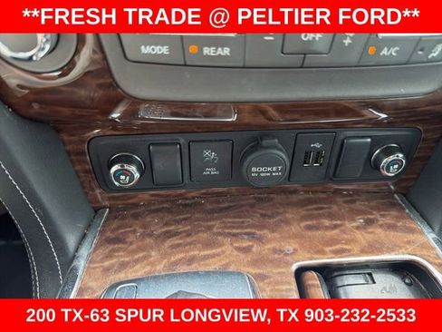 Used 2019 Nissan Armada Platinum w/ Captain's Chairs Package RWD image 14