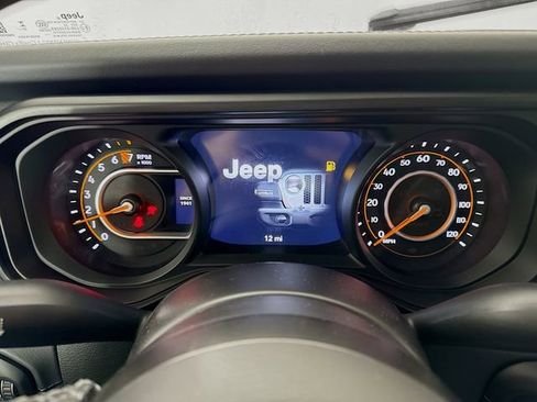 New 2025 Jeep Gladiator Sport image 12