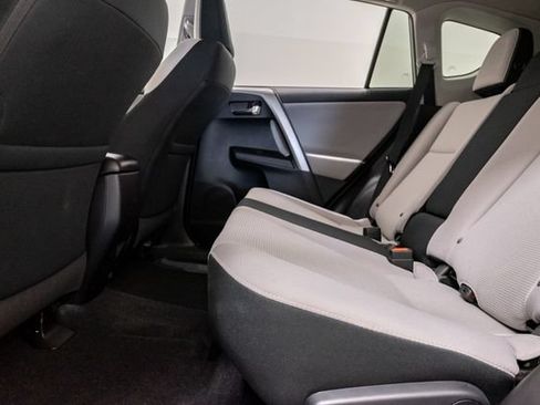 Used 2018 Toyota RAV4 XLE w/ Plus Extra Value Package FWD image 26