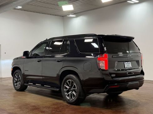 Used 2024 Chevrolet Tahoe Z71 w/ Luxury Package AWD/4WD image 5
