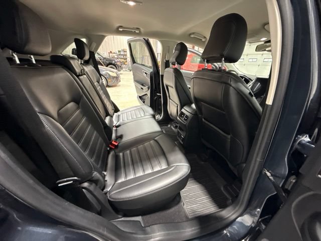 Certified 2023 Ford Edge SEL w/ Convenience Package AWD/4WD image 16