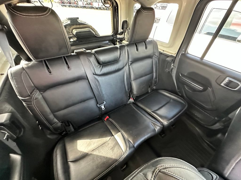 Used 2020 Jeep Wrangler Unlimited Sport S AWD/4WD image 15
