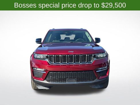 Certified 2023 Jeep Grand Cherokee Limited image 2