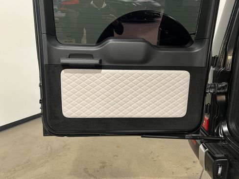 Used 2024 Mercedes-Benz G 63 AMG 4MATIC image 34