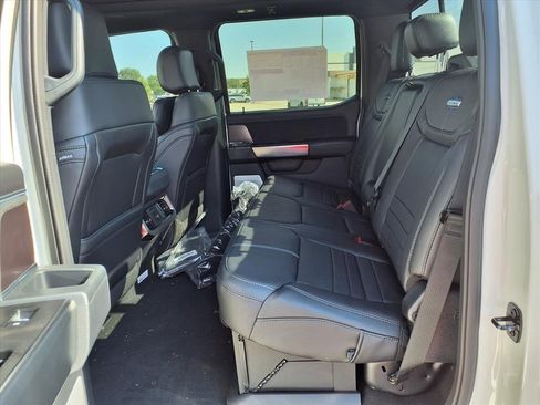 New 2026 Ford F250 Platinum image 22