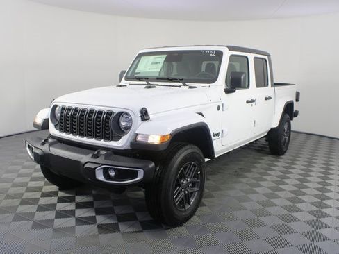 New 2026 Jeep Gladiator Sport image 20