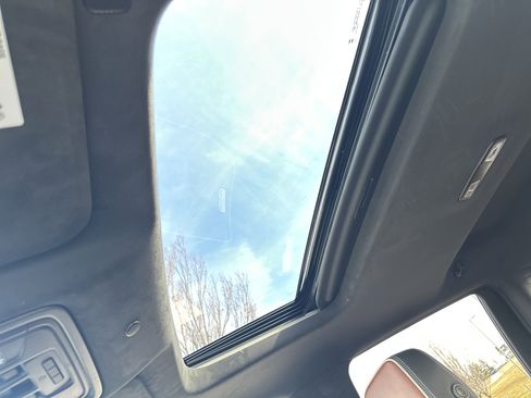 Used 2025 GMC Sierra 2500 Denali Ultimate image 28