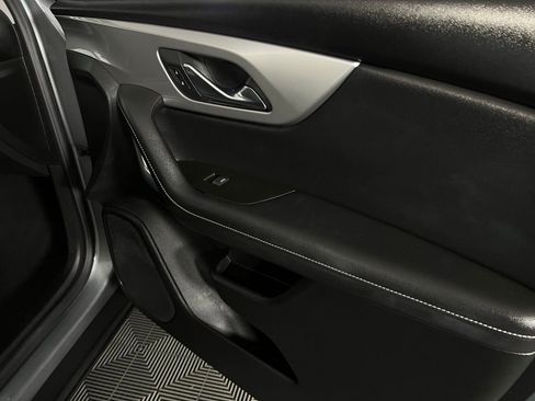 Used 2025 Chevrolet Blazer LT image 33