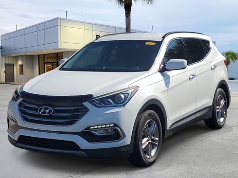 Used 2017 Hyundai Santa Fe Sport FWD image 1