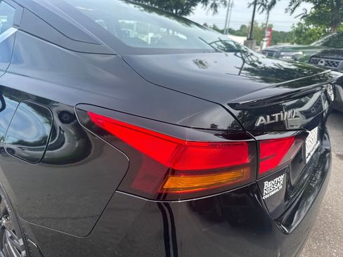 New 2026 Nissan Altima 2.5 SV w/ SV Special Edition Package FWD image 39